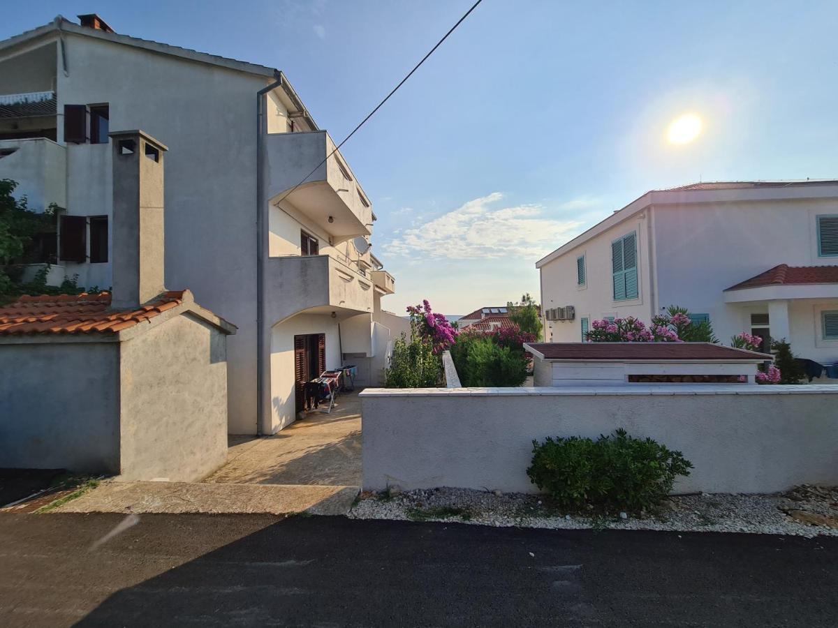Apartmani Cosic Ante Dobropoljana エクステリア 写真